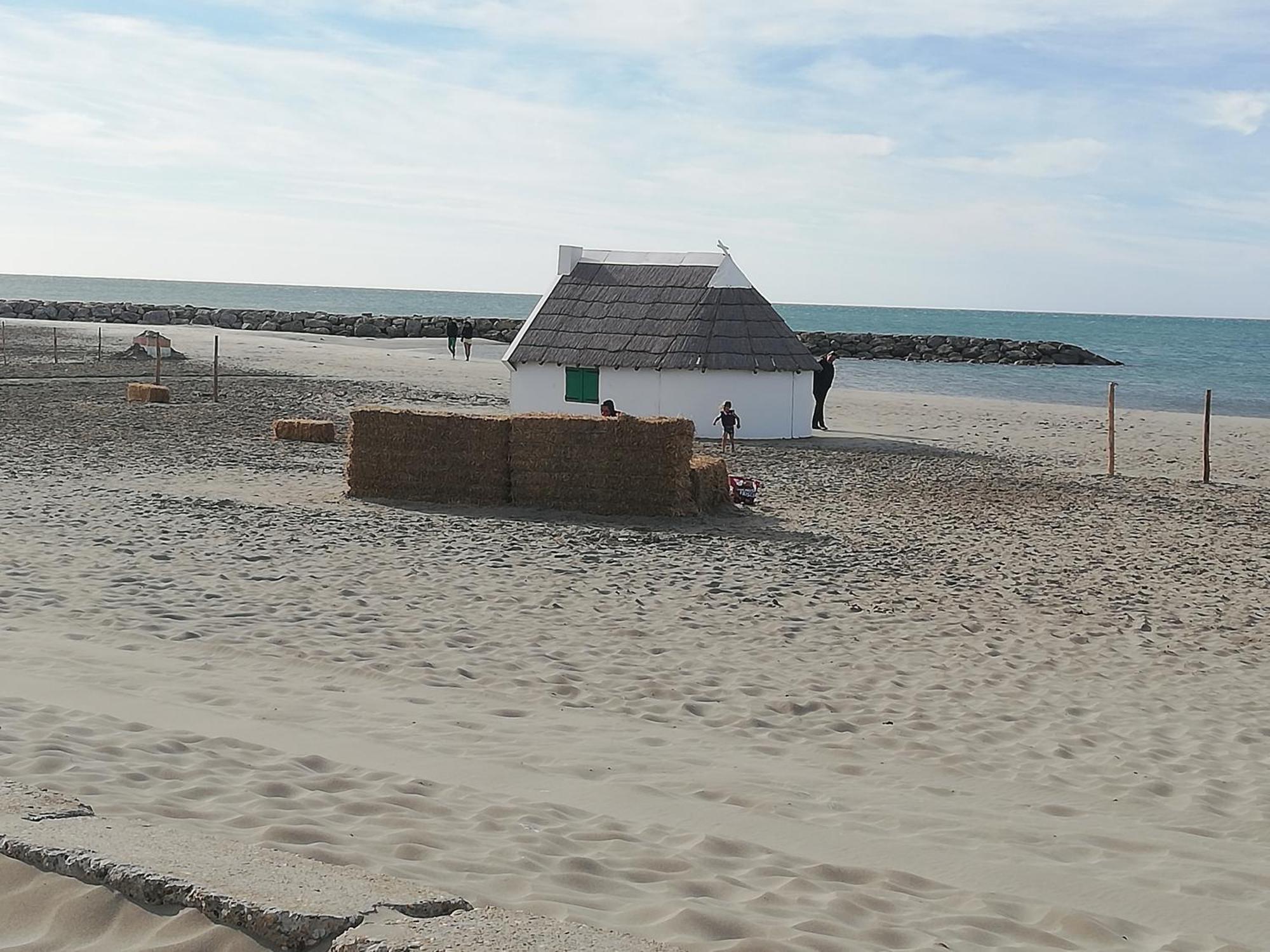 Jolie Appartement Refait A Neuf Les Les Saintes-Maries-de-la-Mer Extérieur photo